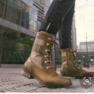 Major Carly waterproof combat boots. 6.5